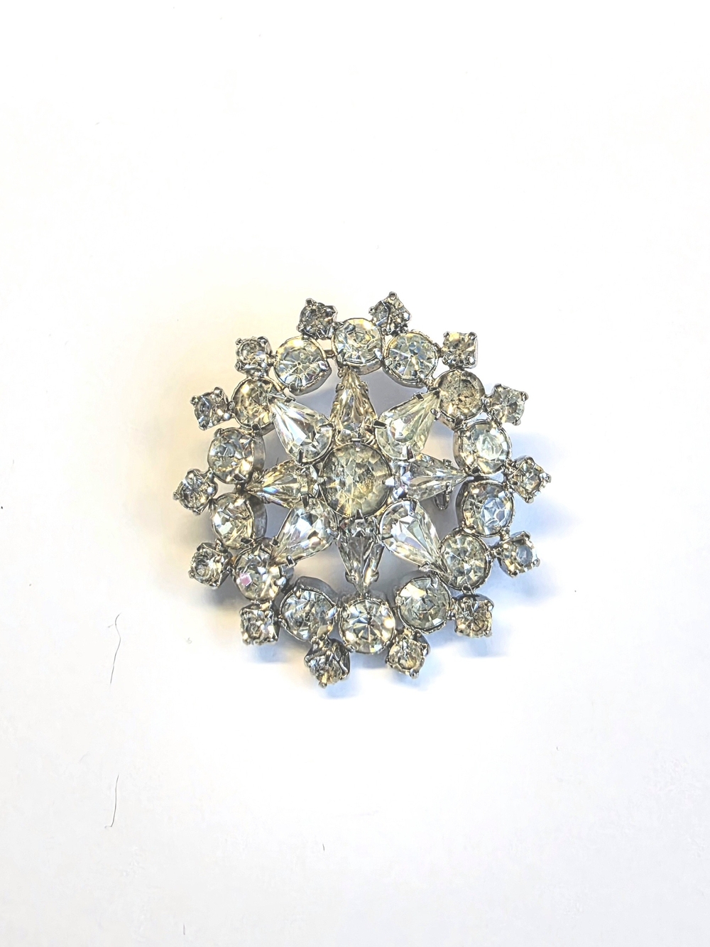 Vintage Crystal Rhinestone Brooch in Silver-tone Unsigned